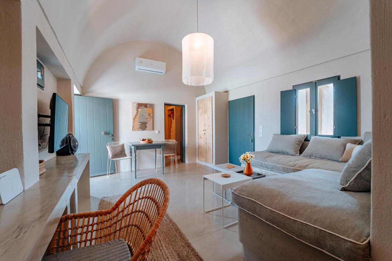 Present Perfect Villa - Private Pool Firostefani Luaran gambar