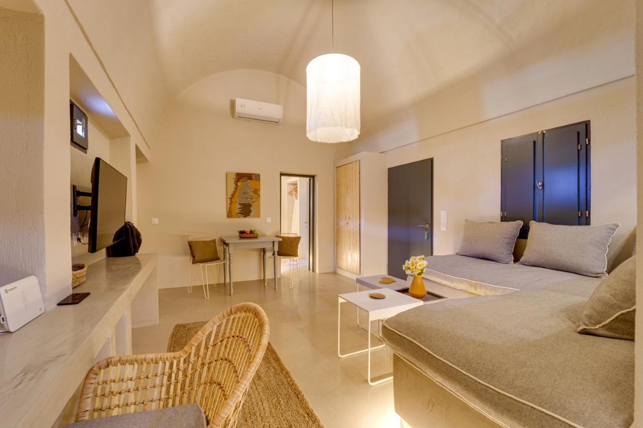 Present Perfect Villa - Private Pool Firostefani Luaran gambar