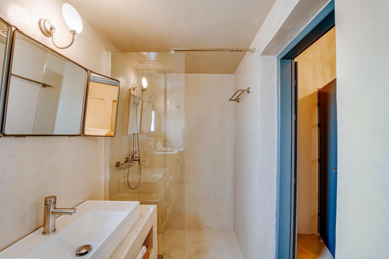 Present Perfect Villa - Private Pool Firostefani Luaran gambar